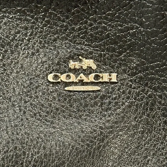 Coach | Isabelle Hobo Bag - Picture 7 of 12